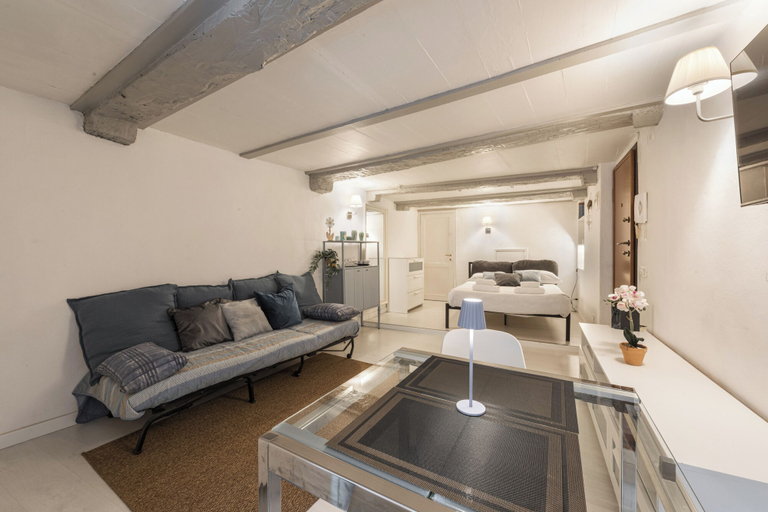 Living area 2, Lovely Nest by MMega, Florence