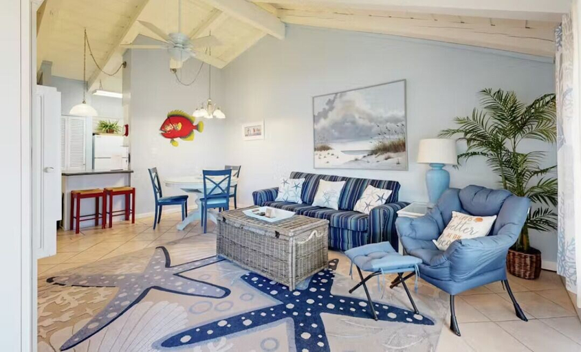 Living area 4, Chateau La Mer #1D, Walton