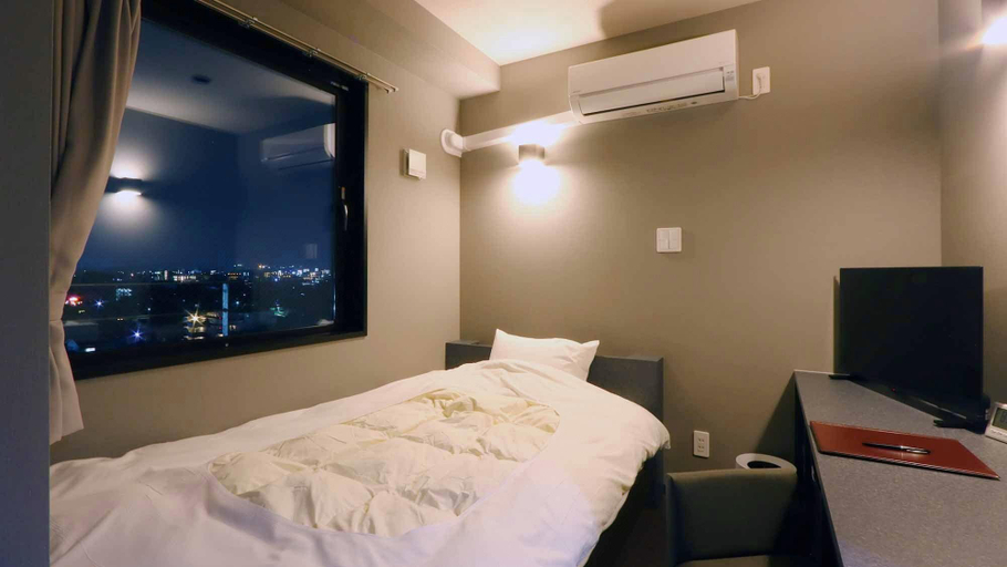 Bedroom 4, Shinkaiso, Ōita