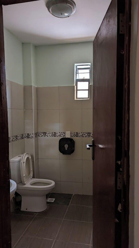 Bathroom 3, Savannah Paradise Hotel Makindu, Kibwezi West