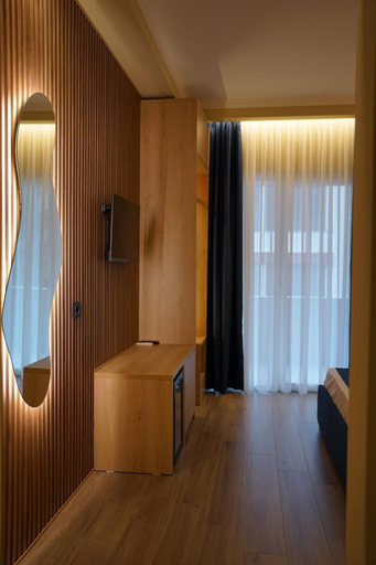 Room 4, lumera hotel albania, Durrësit