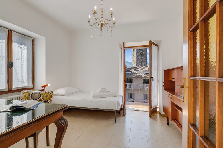 Room 2, Kirribilli House - Central Nago Torbole With Mountain View, Trento