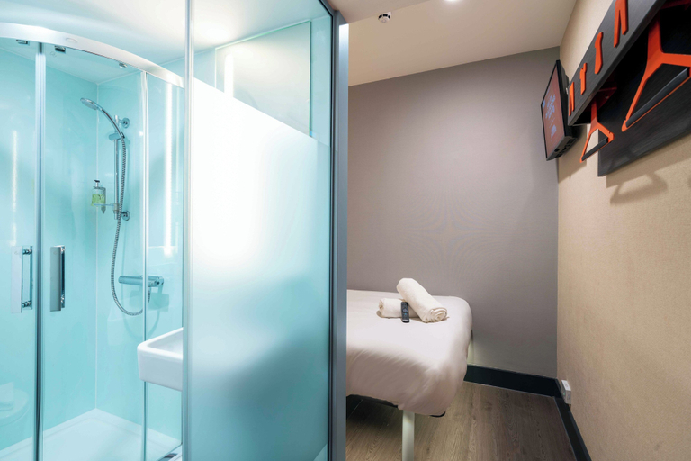 Bathroom 5, easyHotel Liverpool, Sefton