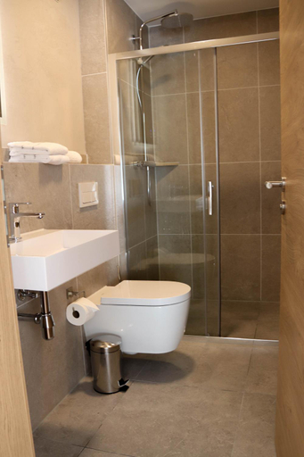 Others 3, Hotel im Burghof, Ahrweiler