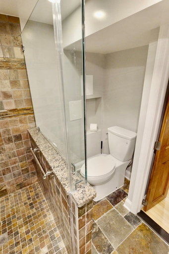Interior 4, DC Beckons Darling Apt Sleeps 4, Washington D.C.