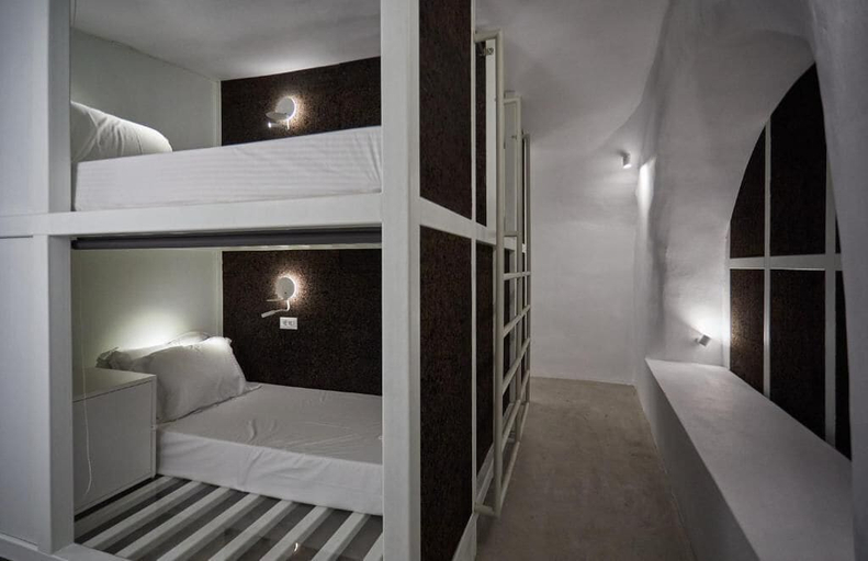 Bedroom 4, Hostel 16 Oia, South Aegean