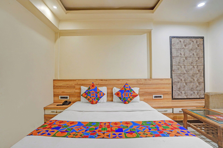 Room 2, FabHotel Prime The Kartar Tower, Bhopal