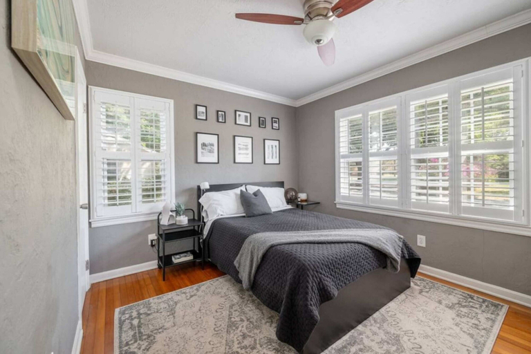 Interior 5, 561b Massive 3 Bedroom With Large Backyard, Orange