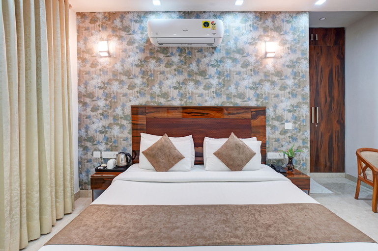Room 2, Hotel Golden Place 371 Sector 38, Gurgaon
