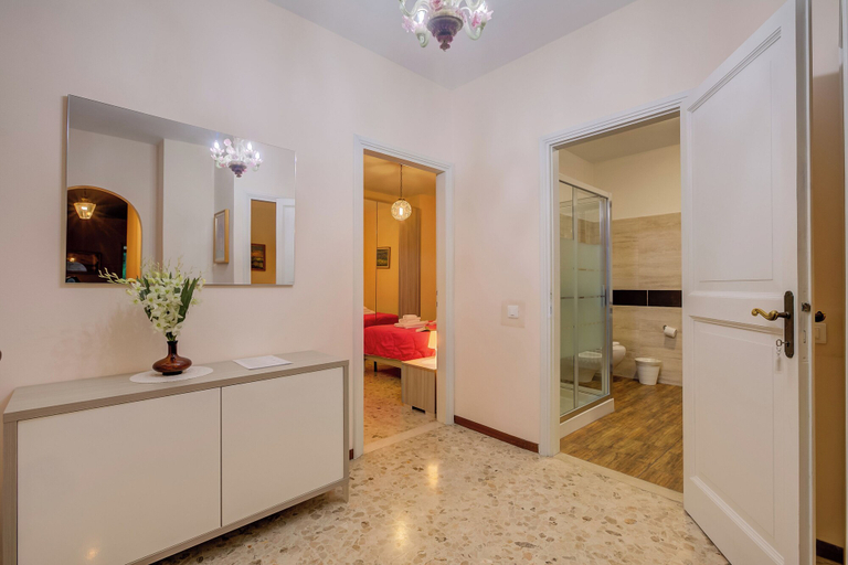 Others 4, Villa Alberti 900m from Garda lake, Brescia