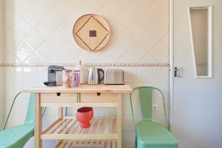 Private kitchen 2, Central & Sunny 2Br Apt Near Beach, By Timecooler, Setúbal