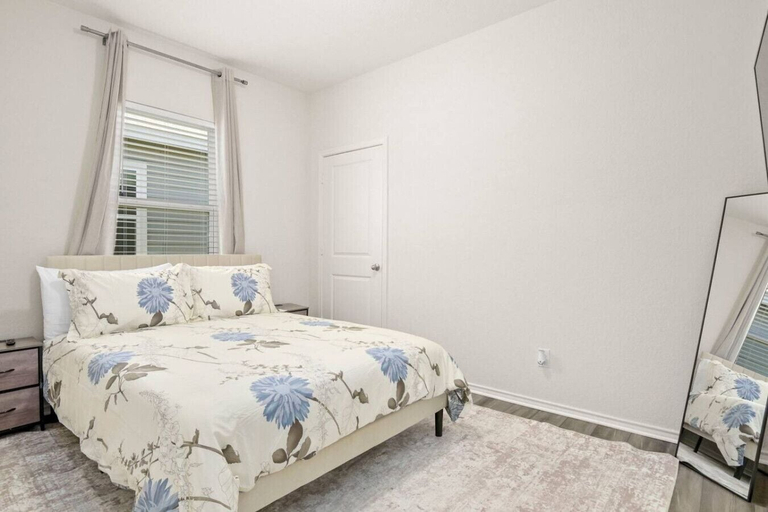 Interior 5, Modern 3BR Home in San Antonio, Bexar