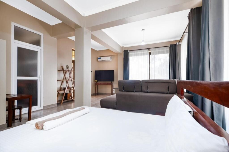 Room 4, Ingoo Club, Ilala