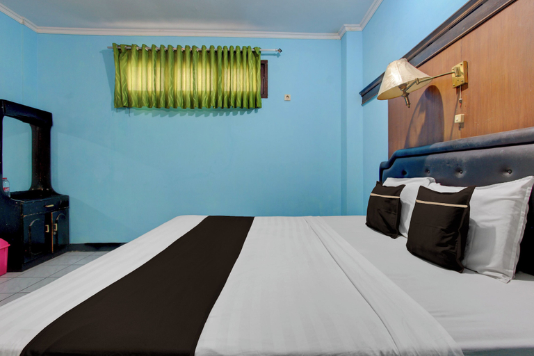 Room 3, OYO 95140 Metro Guest House, Yogyakarta