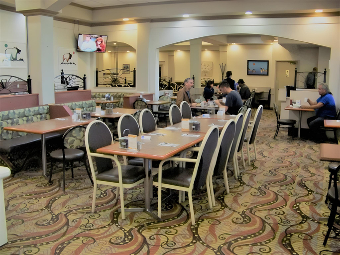 Food & Drinks 5, Continental Inn & Suites, Division No. 11