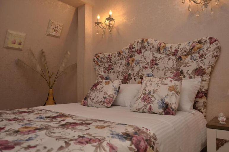 Room 2, X Seven plus Tbilisi, Tbilisi