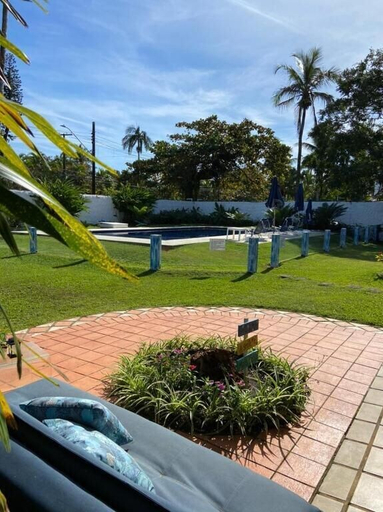 Property grounds 2, Pousada Villa Novo Tempo, Guarujá