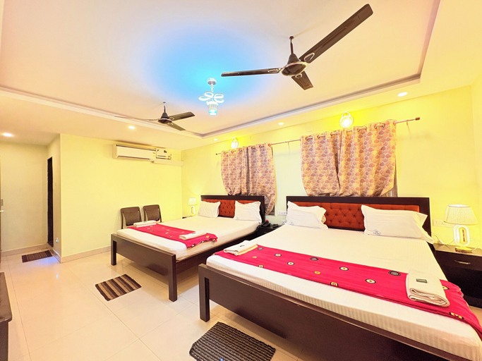 Room 4, The Bj, Puri