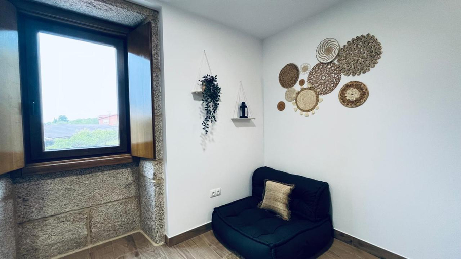 4, Lar de Canedo, A Coruña
