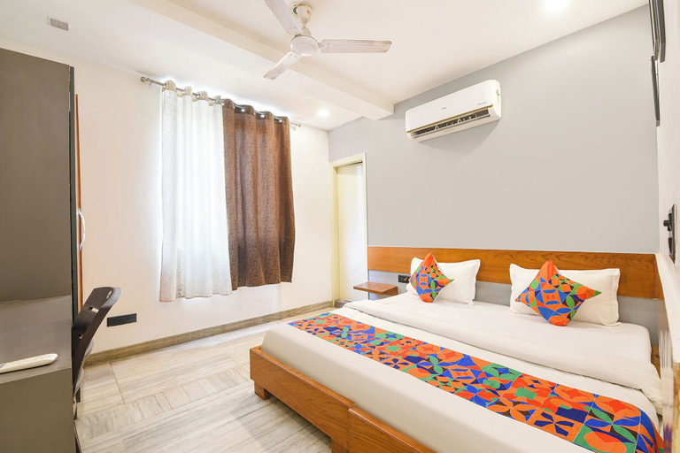 Room 3, Fabhotel Amar Residency, Delhi