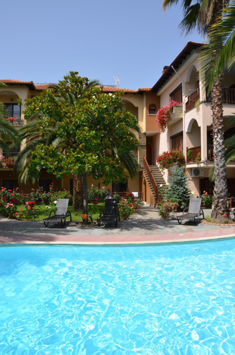 Swimming pool, Villa Pipini Luxury Studios, East Macedonia and Thrace