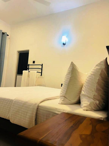 Room 2, Wild Blossom Sigiriya, Dambulla