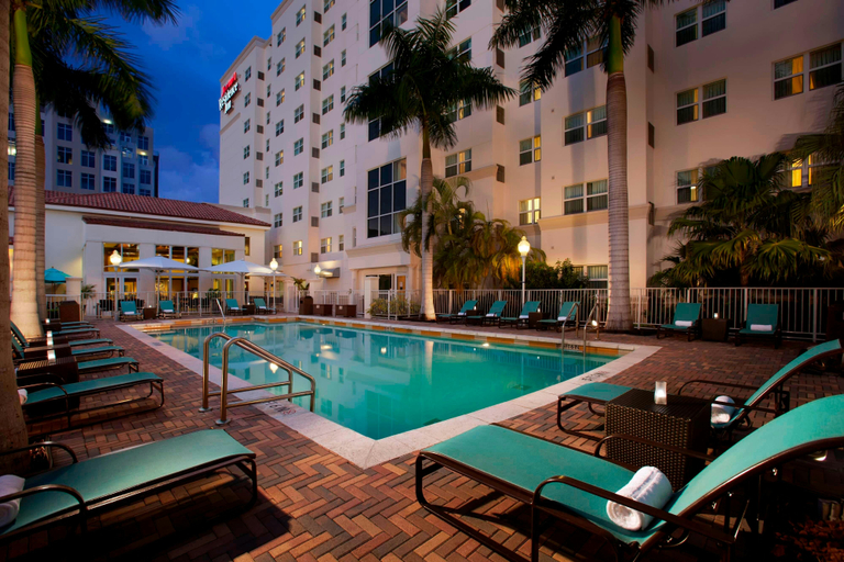 Sport & Beauty 5, Residence Inn at Aventura Mall Marrriott, Miami-Dade