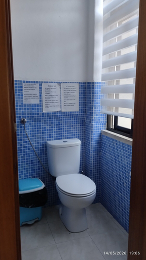 Bathroom 5, Casa Azul Hostel, Sintra