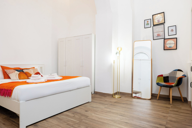 Room 5, Archetto by the Vatican, Rome