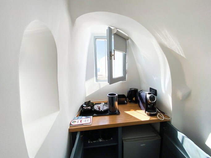 Interior detail, Esmi Suites Santorini, South Aegean