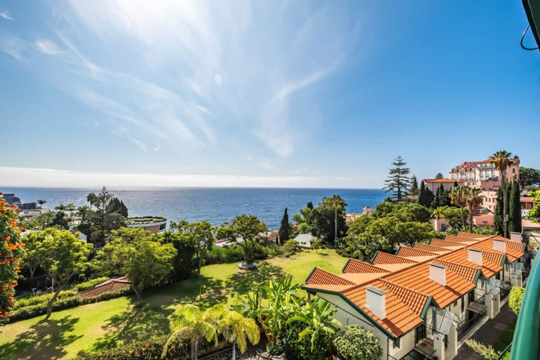 Room 5, Luxury Oceanfront Apt Reid s Gardens, Funchal
