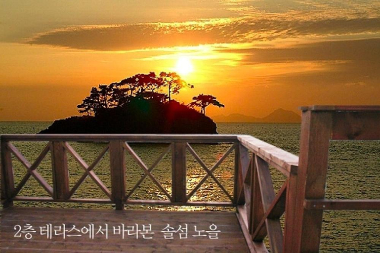 Others 4, Buan Solseom House Pension, Buan