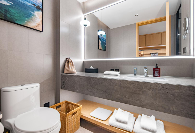 Bathroom 4, Tianping Hotel, Shanghai