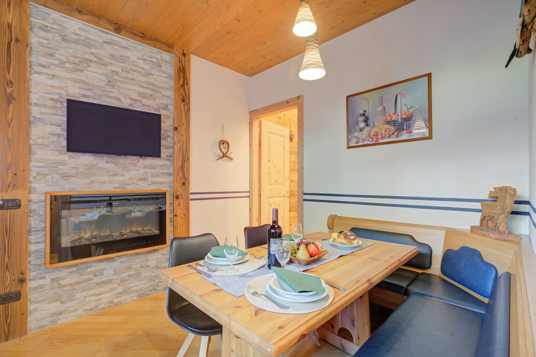 Dining 3, Giglio, Sondrio