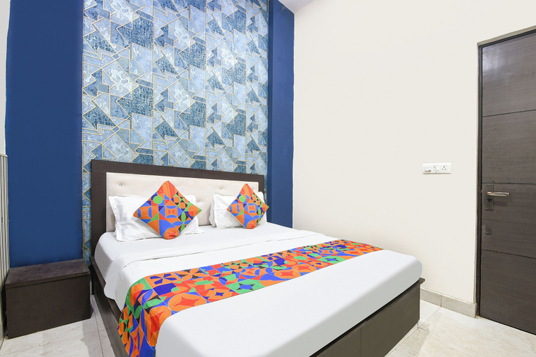 Room 2, Fabhotel Metro Inn I, Delhi