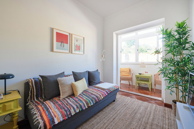 Interior, Central & Sunny 2Br Apt Near Beach, By Timecooler, Setúbal