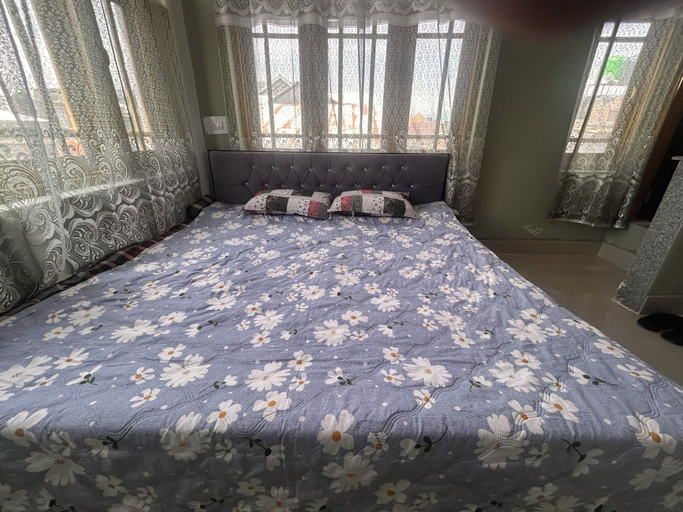 Bedroom 2, WANI APARTMENTS BEMINA SRINAGAR, Srinagar