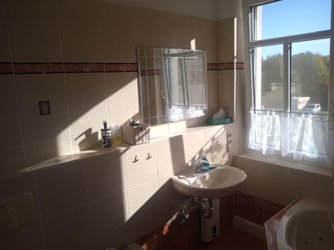 Bathroom 4, Ferienwohnung Schleich, Altenburger Land