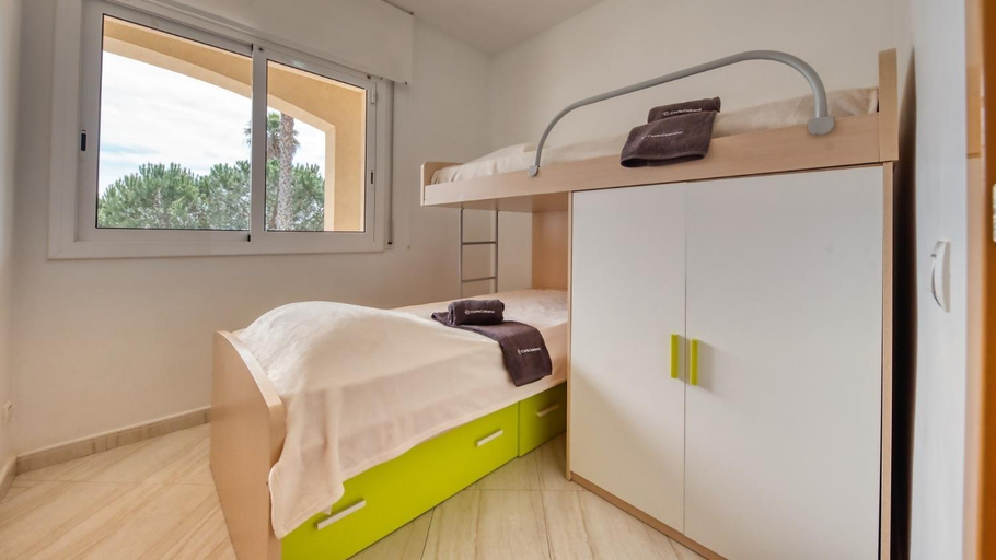 Bedroom 3, Costacabana - Villa Estrella, Girona