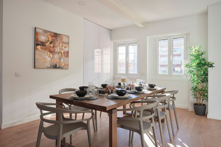 Private kitchen 5, Deluxe Apt At Amazing Prime Location, By Timecooler, Lisbon