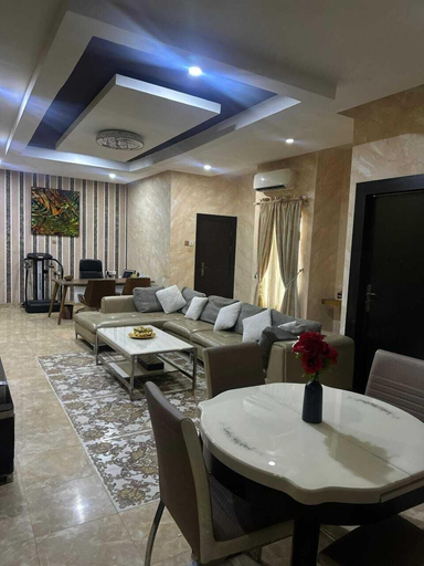 Room 5, St Regis Hotel and Resort, Ikpoba-Okha