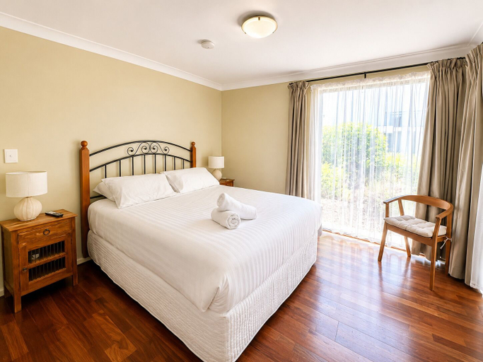 Bedroom 2, 98 Steps To The Beach, Busselton