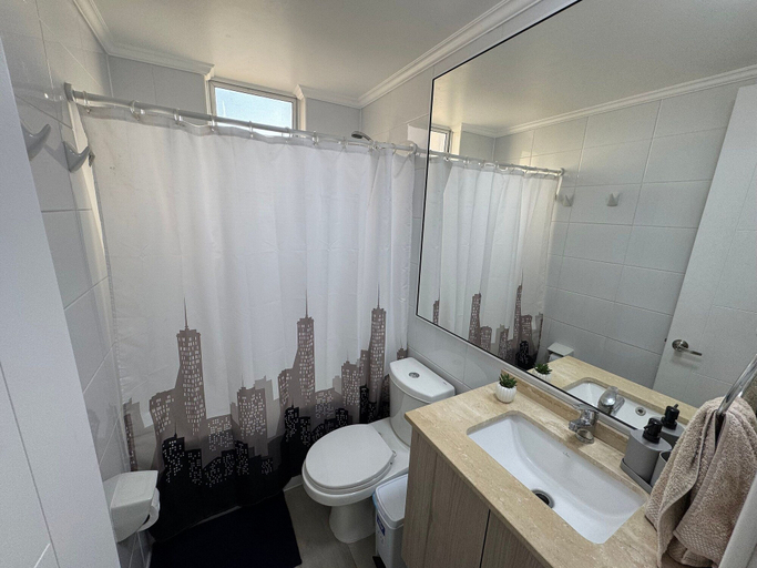 Bathroom 5, Vista y conectividad en otro nivel, Antofagasta