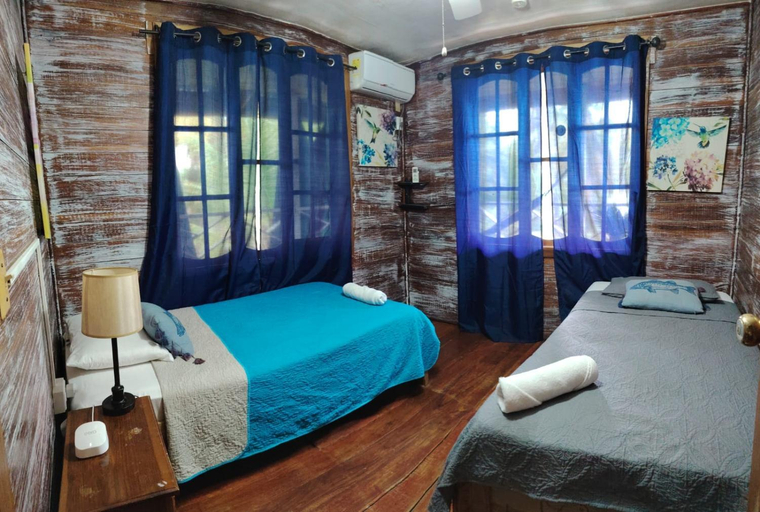 Bedroom 2, Hotel Tierra Verde, Bocas del Toro
