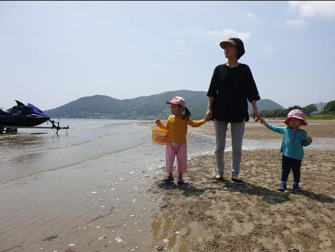 Others 4, Namhae Family House, Namhae