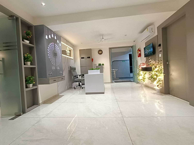 Lobby 2, Hotel Royal Sky, Gandhinagar