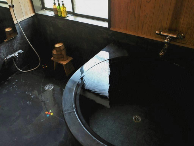 Bathroom 4, Ryokan Nushiya, Gōtsu