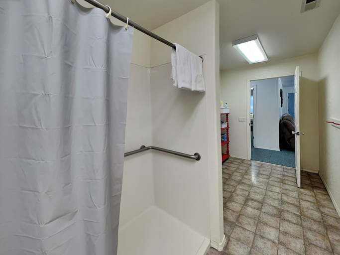 Property amenity 2, Mountain View Cedar Lodge Cabin, Lincoln