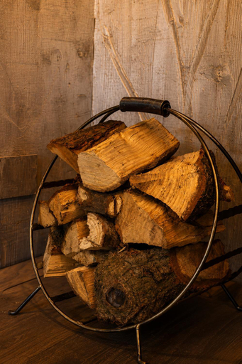 Food & Drinks, Lake Deer Park Retreat with Hot Tub & Sauna, Talsi
