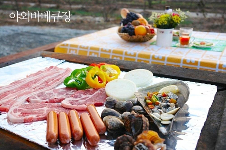 Food & Drinks 3, Buan Solseom House Pension, Buan